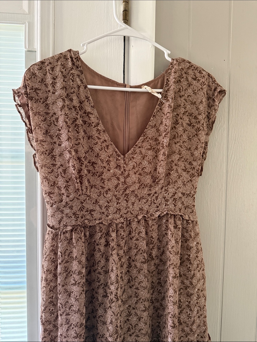Grade and Gather dress size small - Picture 2 of 5